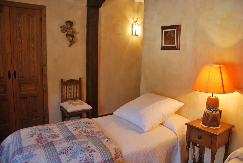 Maison d'hôtes La Casa De San Gil à Atienza Chambre photo